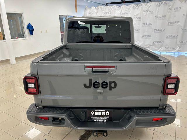 used 2022 Jeep Gladiator car, priced at $30,764