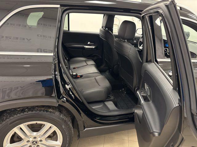 used 2020 Mercedes-Benz GLB 250 car, priced at $18,634