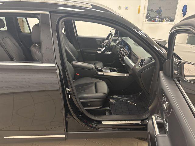 used 2020 Mercedes-Benz GLB 250 car, priced at $18,634