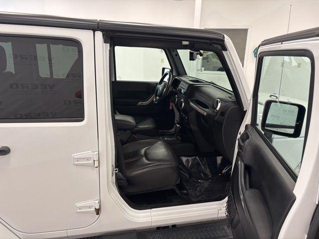 used 2015 Jeep Wrangler Unlimited car, priced at $13,994