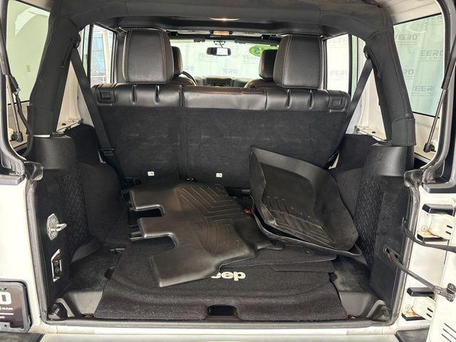 used 2015 Jeep Wrangler Unlimited car, priced at $13,994
