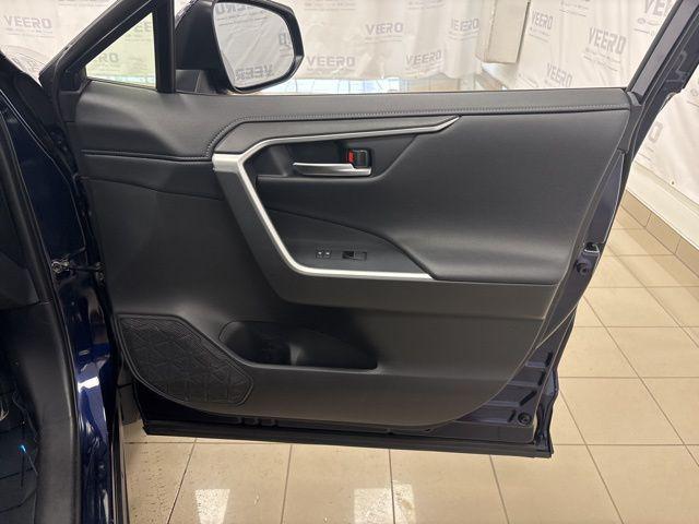 used 2020 Toyota RAV4 Hybrid car, priced at $25,995