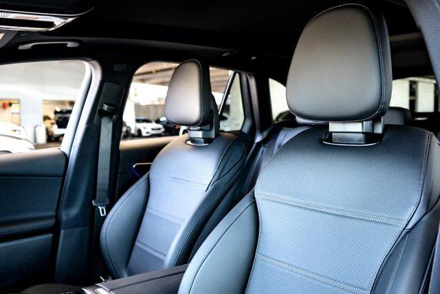 new 2025 Mercedes-Benz GLC 300 car, priced at $52,695