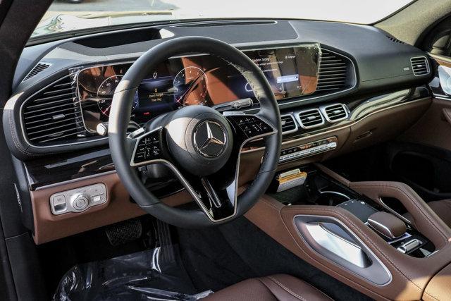 new 2025 Mercedes-Benz GLS 450 car, priced at $92,160