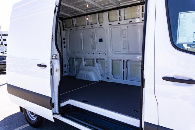 new 2025 Mercedes-Benz Sprinter 2500 car, priced at $58,812