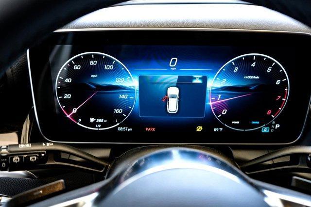 new 2025 Mercedes-Benz GLC 300 car, priced at $52,085