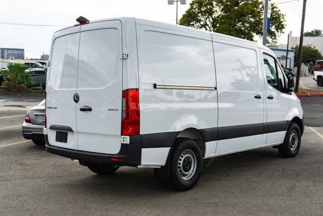 new 2025 Mercedes-Benz Sprinter 2500 car, priced at $56,169