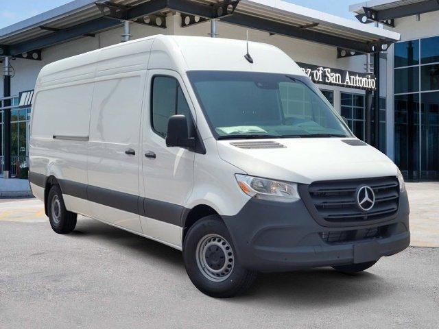 new 2024 Mercedes-Benz Sprinter 2500 car, priced at $62,032