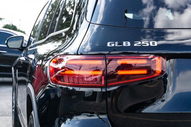 new 2025 Mercedes-Benz GLB 250 car, priced at $50,665