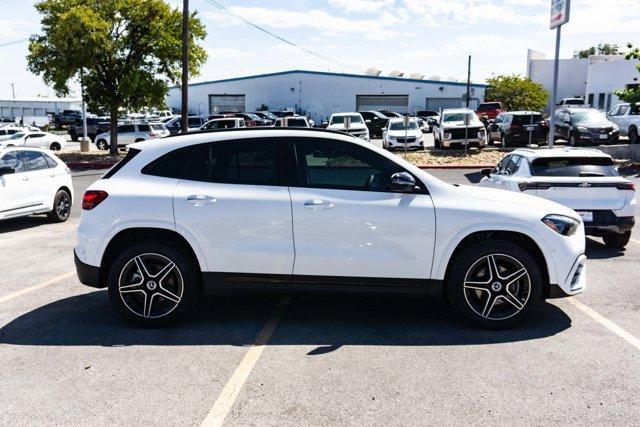 new 2025 Mercedes-Benz GLA 250 car, priced at $49,870