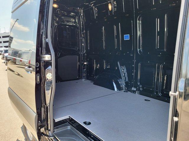 new 2024 Mercedes-Benz Sprinter 2500 car, priced at $75,299