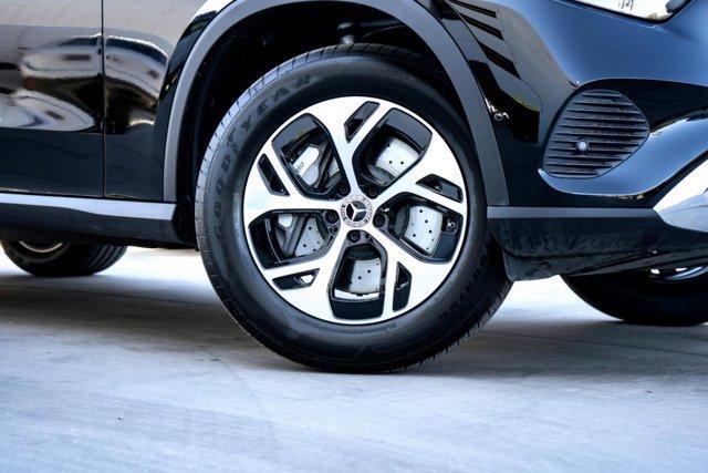 new 2025 Mercedes-Benz GLC 350e car, priced at $63,350