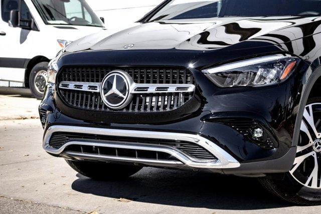 new 2025 Mercedes-Benz GLA 250 car, priced at $42,250