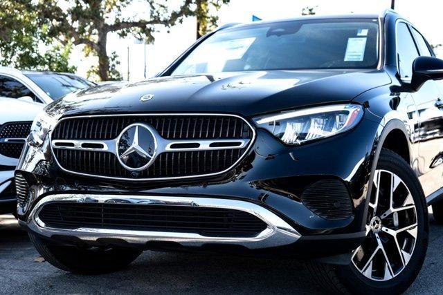 new 2025 Mercedes-Benz GLC 350e car, priced at $62,050