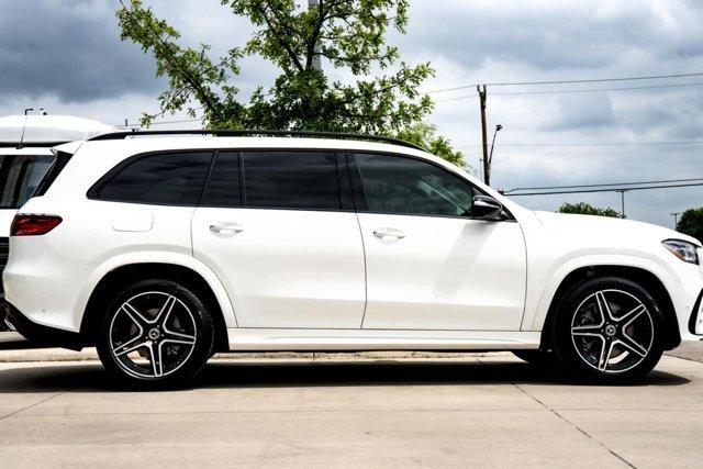 new 2025 Mercedes-Benz GLS 450 car, priced at $100,765