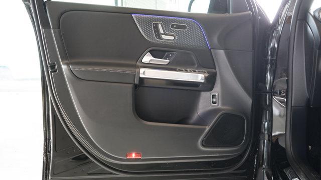 new 2025 Mercedes-Benz GLB 250 car, priced at $48,645