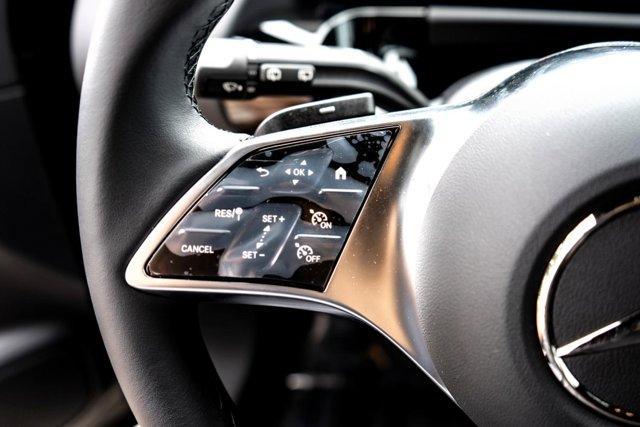 new 2025 Mercedes-Benz GLA 250 car, priced at $42,250