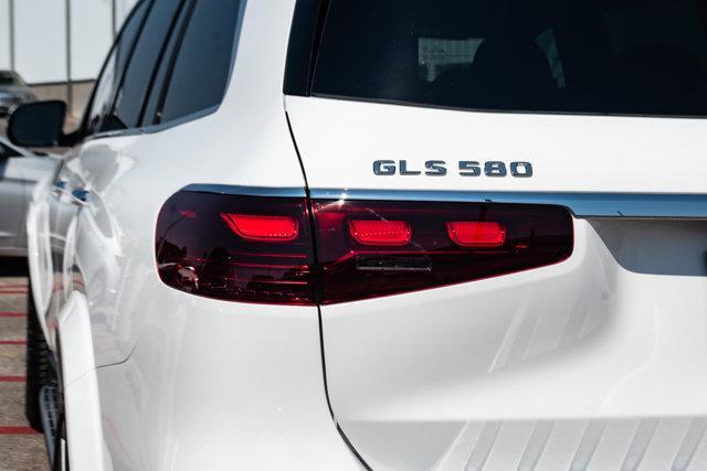 new 2024 Mercedes-Benz GLS 580 car, priced at $122,255