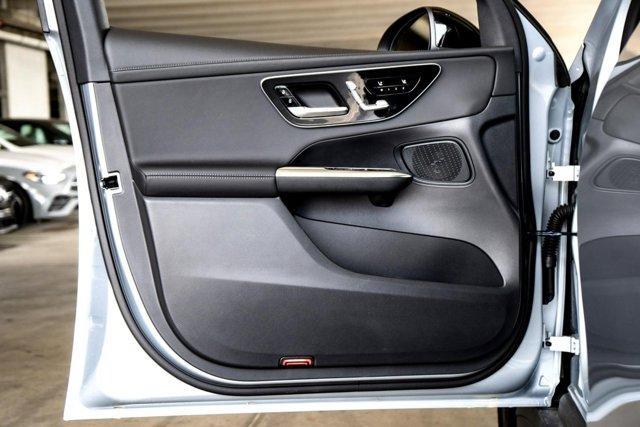 new 2025 Mercedes-Benz GLC 300 car, priced at $55,445