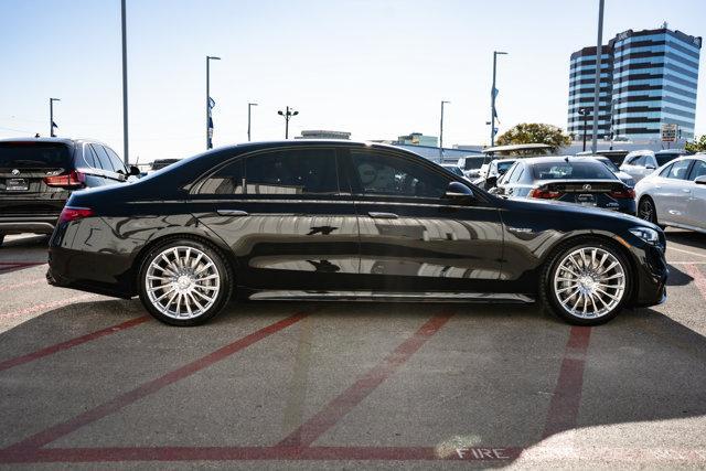 new 2025 Mercedes-Benz AMG S 63 E car, priced at $195,620