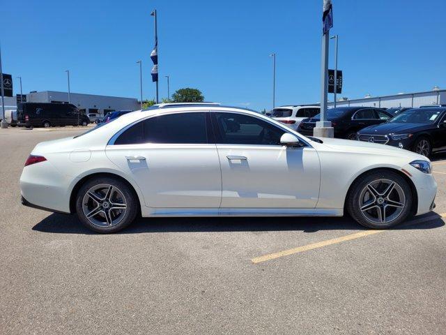 used 2022 Mercedes-Benz S-Class car, priced at $86,324