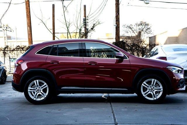 used 2022 Mercedes-Benz GLA 250 car, priced at $33,366