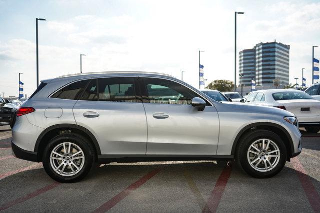 new 2025 Mercedes-Benz GLC 300 car, priced at $58,380