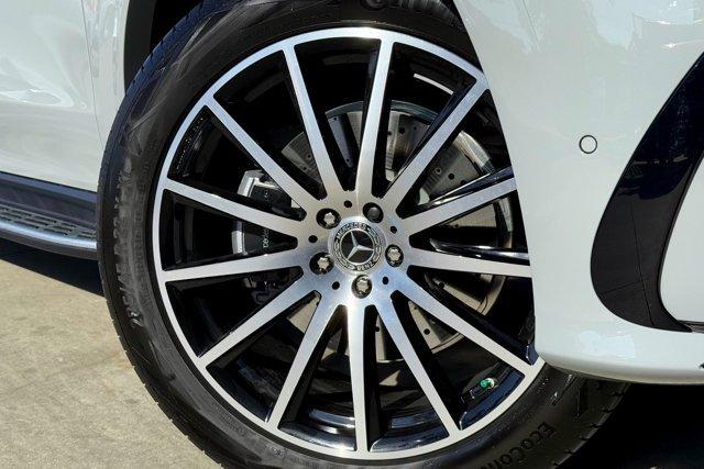 new 2026 Mercedes-Benz GLS 580 car, priced at $125,165