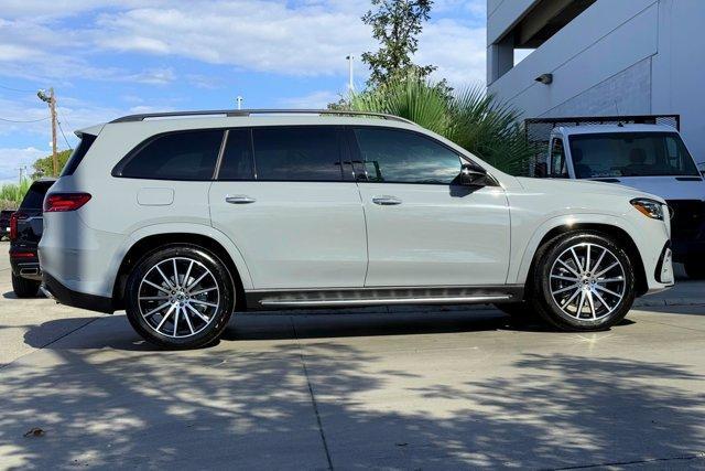 new 2026 Mercedes-Benz GLS 580 car, priced at $125,165