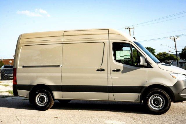 new 2025 Mercedes-Benz Sprinter 2500 car, priced at $68,333