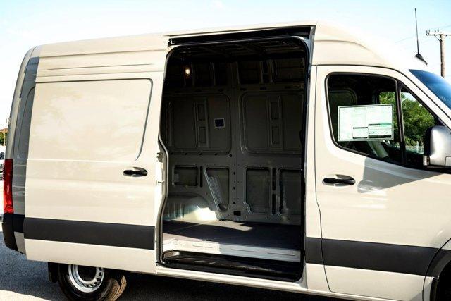 new 2025 Mercedes-Benz Sprinter 2500 car, priced at $68,333