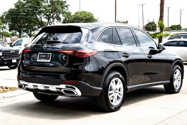 new 2025 Mercedes-Benz GLC 300 car, priced at $54,585