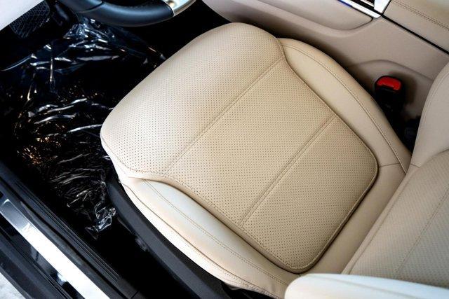 new 2025 Mercedes-Benz GLC 300 car, priced at $54,585
