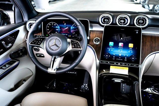 new 2025 Mercedes-Benz GLC 300 car, priced at $54,585