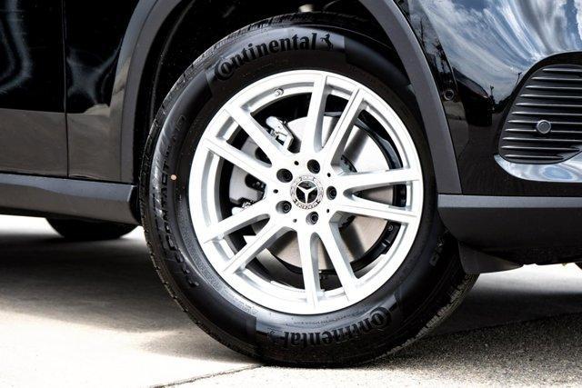 new 2025 Mercedes-Benz GLC 300 car, priced at $54,585