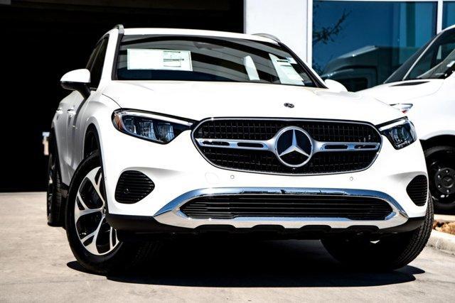 new 2025 Mercedes-Benz GLC 350e car, priced at $61,400