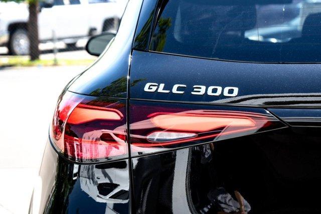 new 2025 Mercedes-Benz GLC 300 car, priced at $62,815