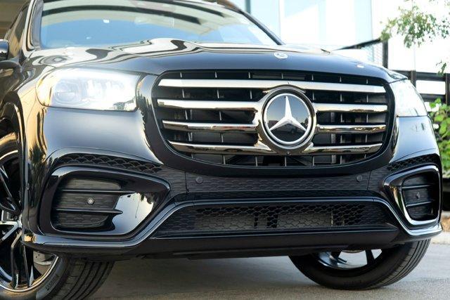 new 2026 Mercedes-Benz GLS 580 car, priced at $126,335
