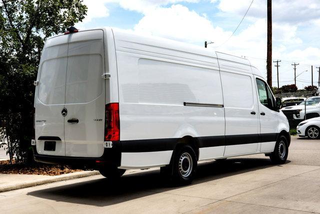 new 2025 Mercedes-Benz Sprinter 2500 car, priced at $65,125