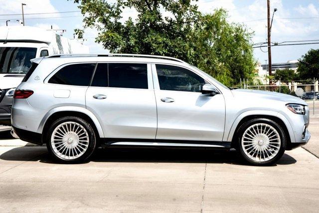 new 2025 Mercedes-Benz Maybach GLS 600 car, priced at $186,550
