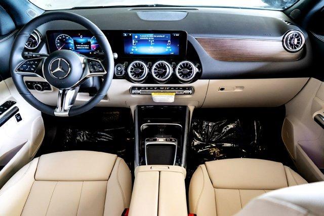new 2026 Mercedes-Benz GLA 250 car, priced at $47,515