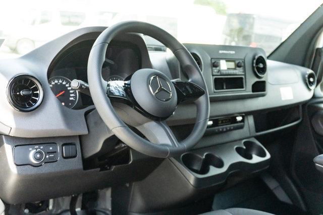 new 2025 Mercedes-Benz Sprinter 2500 car, priced at $56,113