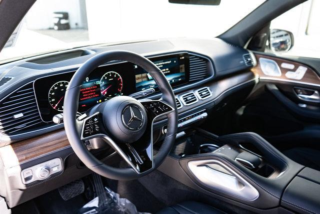 new 2025 Mercedes-Benz GLE 450 car, priced at $82,710