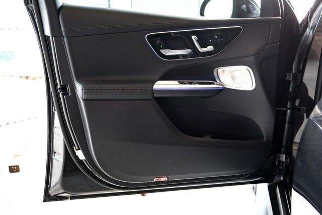 new 2025 Mercedes-Benz GLC 350e car, priced at $68,045