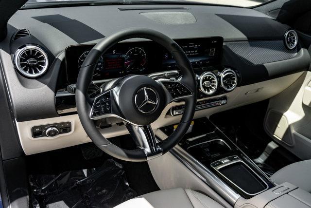 new 2025 Mercedes-Benz GLA 250 car, priced at $47,600