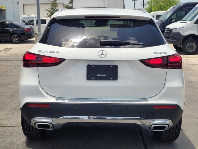 new 2025 Mercedes-Benz GLA 250 car, priced at $48,845