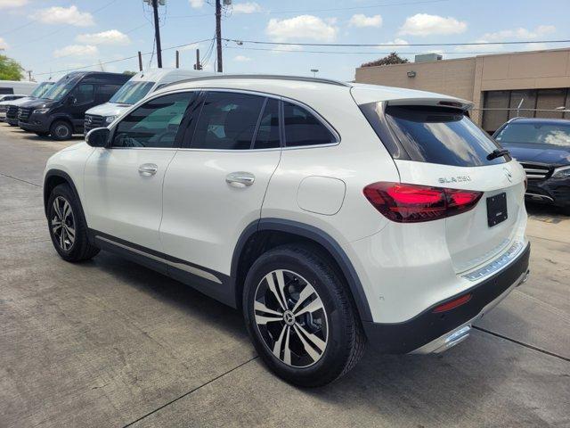 new 2025 Mercedes-Benz GLA 250 car, priced at $48,845