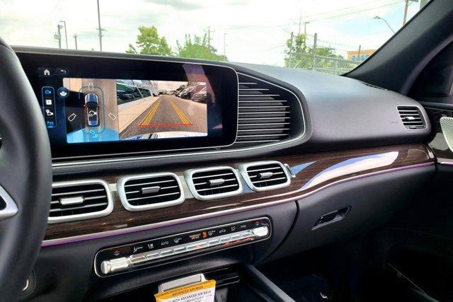 new 2025 Mercedes-Benz GLE 450 car, priced at $85,425