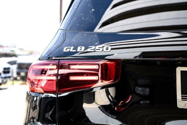 used 2025 Mercedes-Benz GLB 250 car, priced at $50,142