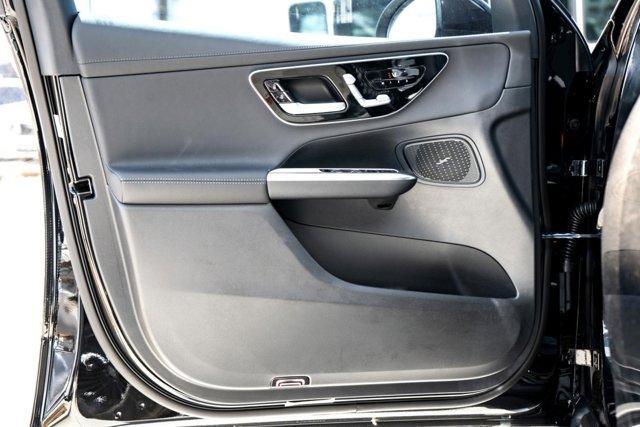 new 2025 Mercedes-Benz GLC 350e car, priced at $70,105
